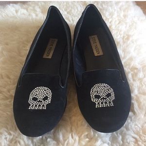 Steve MADDEN Black Flats 💀